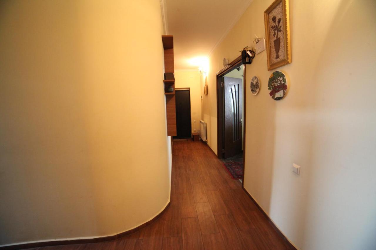 Apartment On Lermontova Batumi Exteriér fotografie