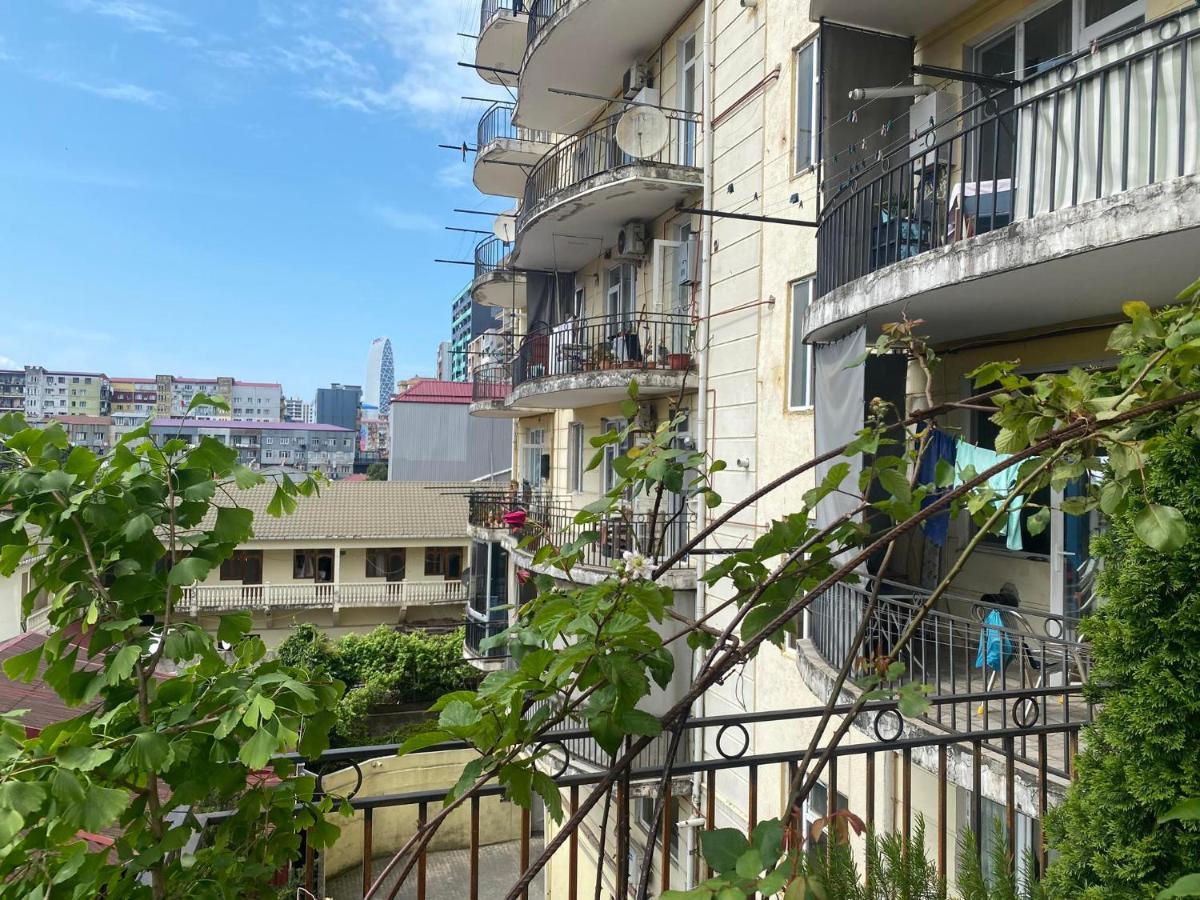 Apartment On Lermontova Batumi Exteriér fotografie