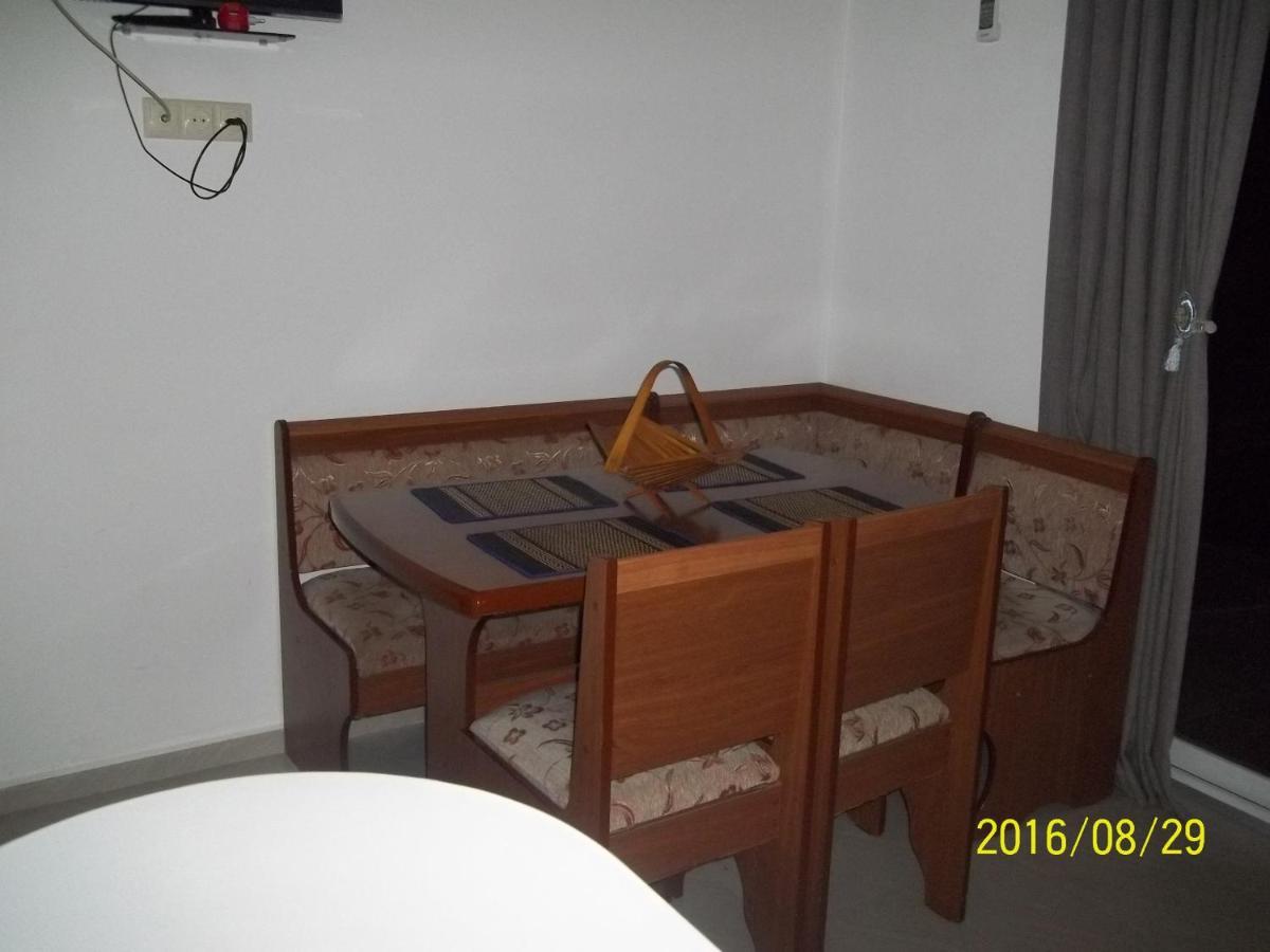Apartment On Lermontova Batumi Exteriér fotografie