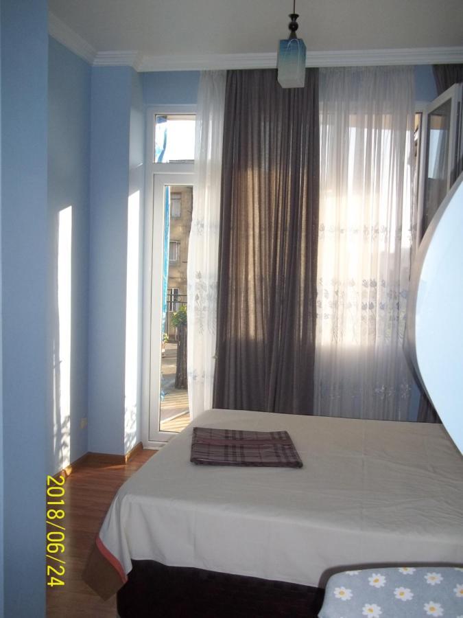 Apartment On Lermontova Batumi Exteriér fotografie