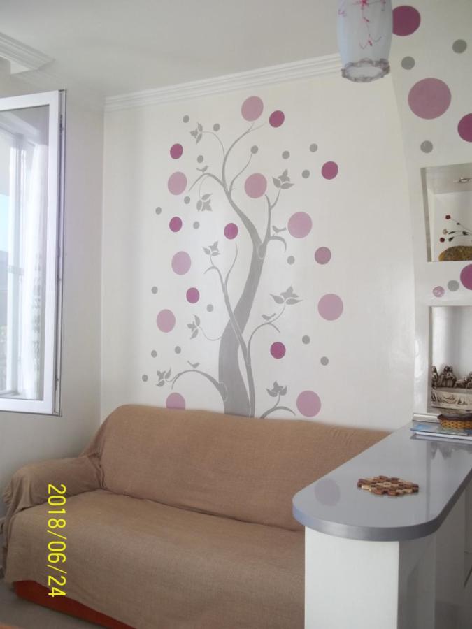 Apartment On Lermontova Batumi Exteriér fotografie